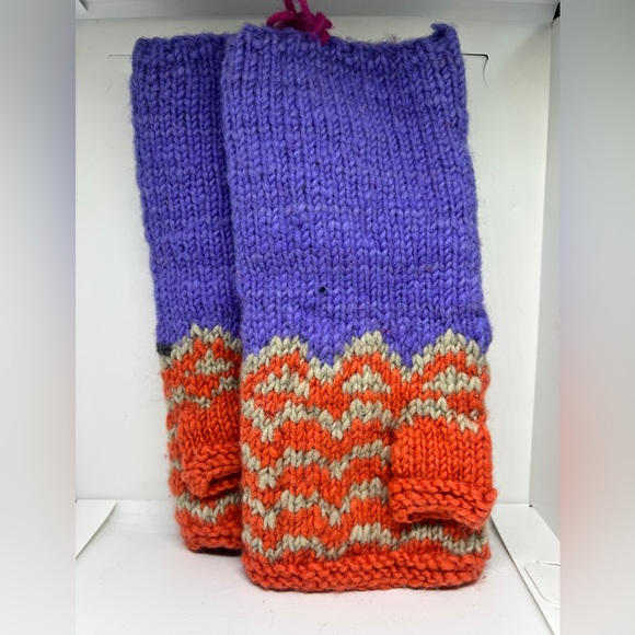 NWT French Knot Wool and Mohair Fingerless Gloves in Meadow - Picture 2 of 2